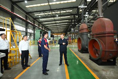 新华图讯丨习近平在阳泉考察制造业企业发展
