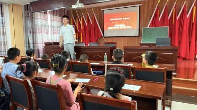 黄冈师范学院初梦公益团队“爱心托管班”共筑红色记忆​