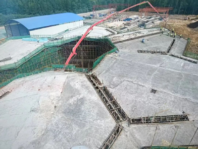 中交一航局：聚焦吉林G331！白溪服务区1号综合楼主体提前封顶