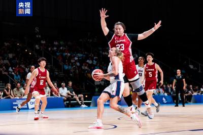 中国女篮大运会力压美国队夺得冠军