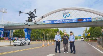 武汉“空中交警”上岗 提升交通治理效能 快速路拥堵下降11.5%