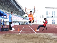 图集丨田径赛场龙争虎斗 湖北少年青春激扬
