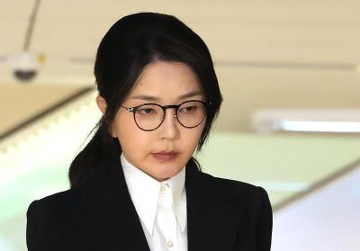 韩国特检组对前第一夫人金建希提出起诉