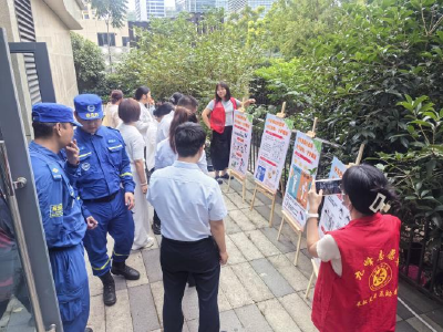 春风里社区情系户外工作者 “清凉”与“赋能”同行