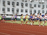 图集丨田径赛场龙争虎斗 湖北少年青春激扬
