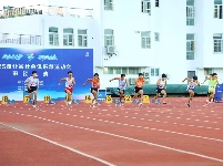 图集丨田径赛场龙争虎斗 湖北少年青春激扬
