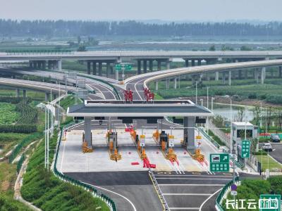 今日零时，武松高速武汉段、仙桃至洪湖段通车 武汉至洪湖1小时可达