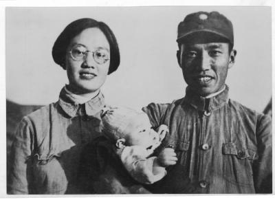 左权：别时容易见时难