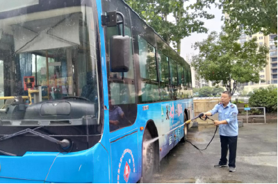 一封感谢信点赞郧西公交人：善举藏于日常，担当见于细微