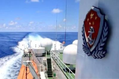 中国海警舰艇编队8月5日在我钓鱼岛领海巡航