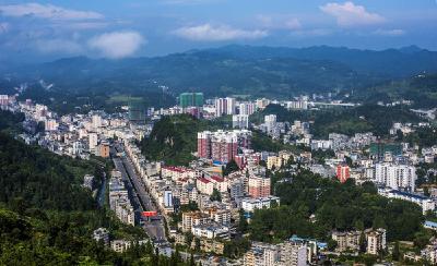 双导师赋能、共生式成长、联合式学习——咸丰县“青蓝结对”锻造基层治理尖兵