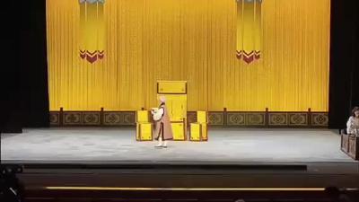 雷安安