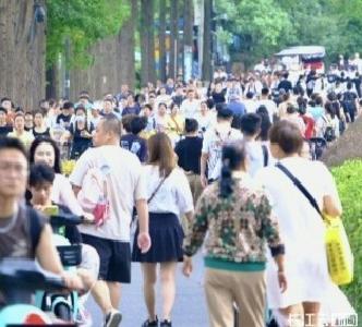 日出歌会、月夜游船……武汉东湖“双节”推出水陆联动系列活动