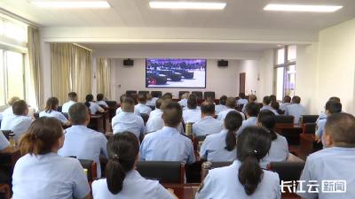 黄冈麻城：各界集中收看阅兵式 汲取奋进力量