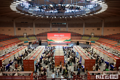 单人最高资助150万元 湖北携1500个优质岗位首次走进大湾区招硕引博