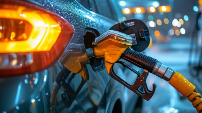 原油价格震荡，国内成品油调价或搁浅