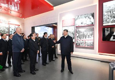 学习新语｜跟着总书记感受新疆70年的沧桑巨变
