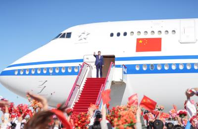 习近平离开新疆返回北京