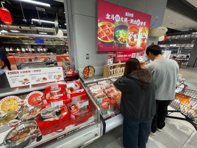 武汉：火锅类食材销售翻番 一人食火锅杯火了