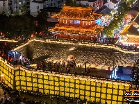 图集 | 古城夜游梦回楚都 视觉盛宴人气超燃
