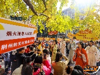 荆州街头银杏金黄 氛围感拉满！