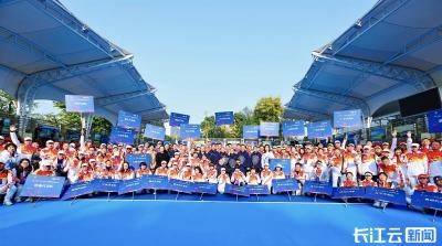 第20届全国新闻界网球大赛在泸州开赛