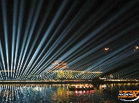 图集 | 荆州古城凤凰灯光秀浪漫上演