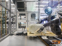 美的人形机器人已上岗！实现全流程自主协同