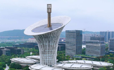 《人民日报》头版单篇报道聚焦中国光谷体系创新：科创新苗引来金融活水