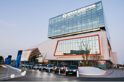 梦想集结 AI赋新生 东风汽车“梦想车之夜·2025”活动盛大开启