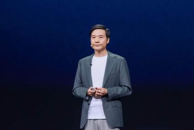 雷军连发多条微博回应