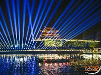 图集 | 荆州古城凤凰灯光秀浪漫上演