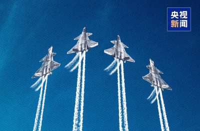 今天，祝人民空军生日快乐！