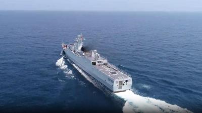 中国人民解放军南部战区位中国黄岩岛领海领空及周边区域组织战备警巡