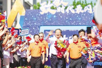 院士领衔铸就全国影响力 科技策源赋能新浪潮