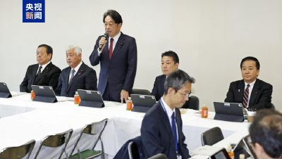 日本自民党开会讨论修改安保战略