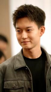 下山后风云巨动（千王）66