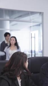 不好，那个吸血鬼又活了12