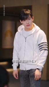 赘婿归来之我是奇门少主62