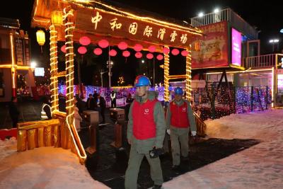 国网神农架供电公司开展夜间特巡 全力护航冰雪季用电安全