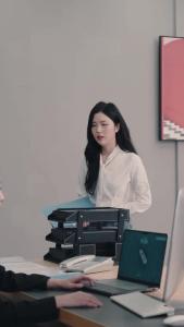 影后老婆离婚后，我火遍全网32