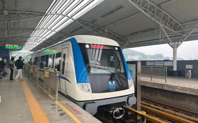 武汉跨年夜，9条地铁延迟收班，最晚至2点以后