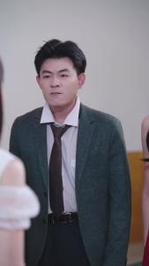 不好，那个吸血鬼又活了36