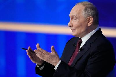 普京：中俄关系是国际舞台上的重要稳定因素