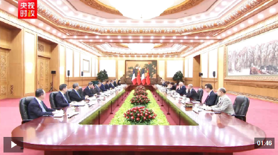 习近平：中法两国应当展现责任担当 高举多边主义旗帜 坚定站在历史正确一边