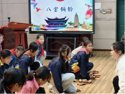 江城侗乡再牵手 教育帮扶暖寒冬