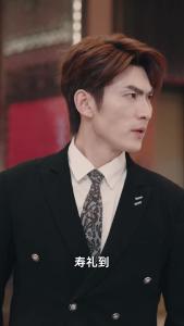 影后老婆离婚后，我火遍全网14