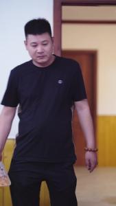 不好，那个吸血鬼又活了33