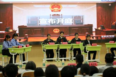 法槌在校园敲响！这堂“反欺凌”法治课让学生直呼“震撼”