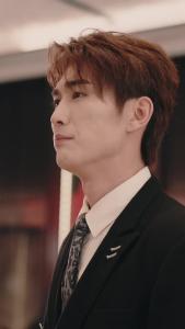 影后老婆离婚后，我火遍全网27